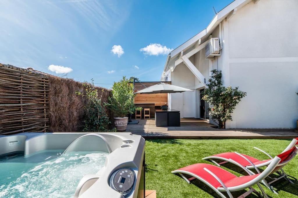 Ravissante Maison 3* Avec Jacuzzi Proche Lac 比斯卡罗斯 外观 照片